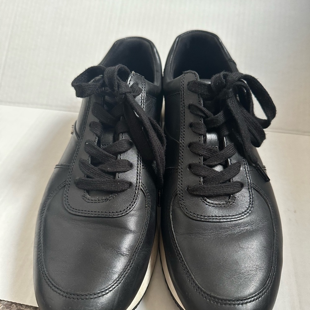 Michael Kors size 9.5
